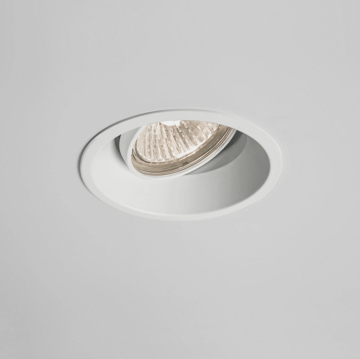 Minima Round Adjustable Downlight | GU10 | IP20 | Recessed Ceiling Light