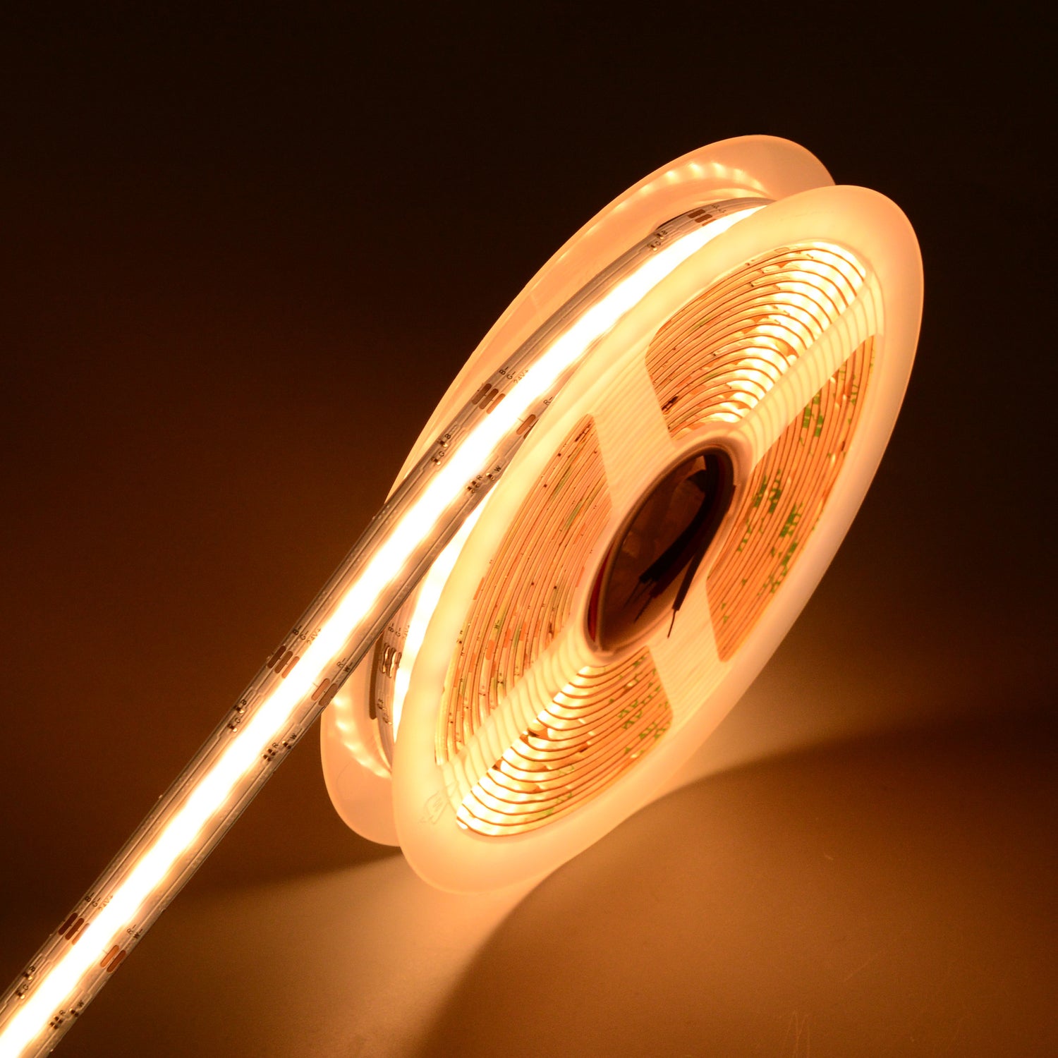 24V RGB+Warm White COB LED Strip – 560 LEDs/m, 5m Roll, Non-Waterproof LUK-560-RGB+3000K-V24